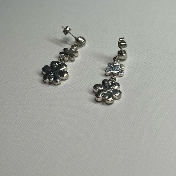 Vintage Silver-tone Floral Dangle Earrings - Picture 3 of 6